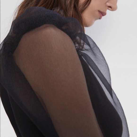 ORGANZA SLEEVE TOP - Picture 10 of 11